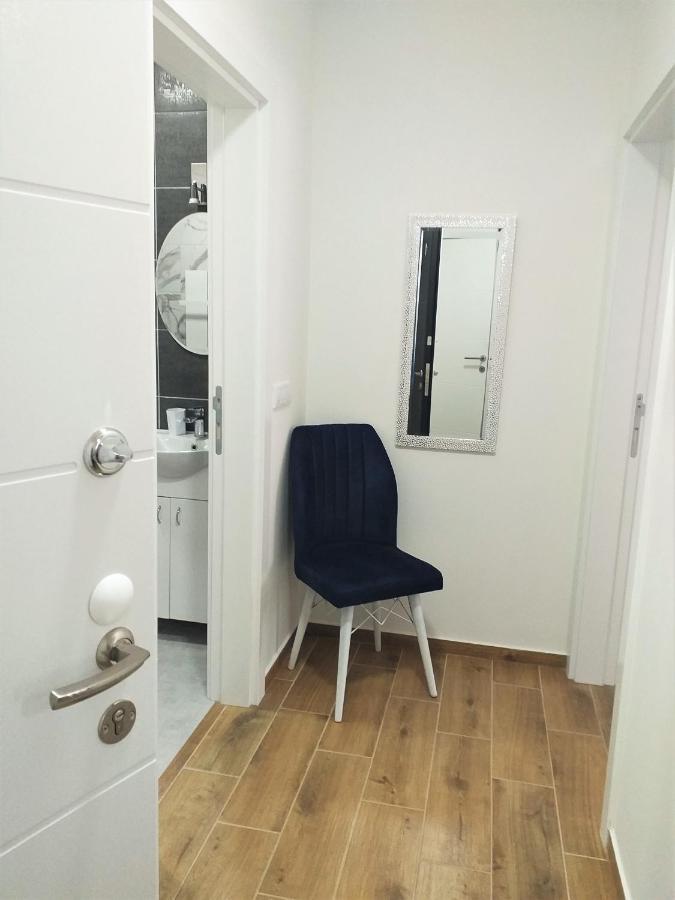 Apartman Astra Сремська Митровиця Екстер'єр фото