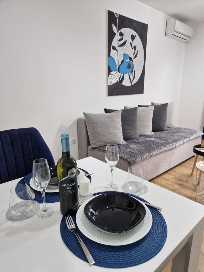 Apartman Astra Сремська Митровиця Екстер'єр фото