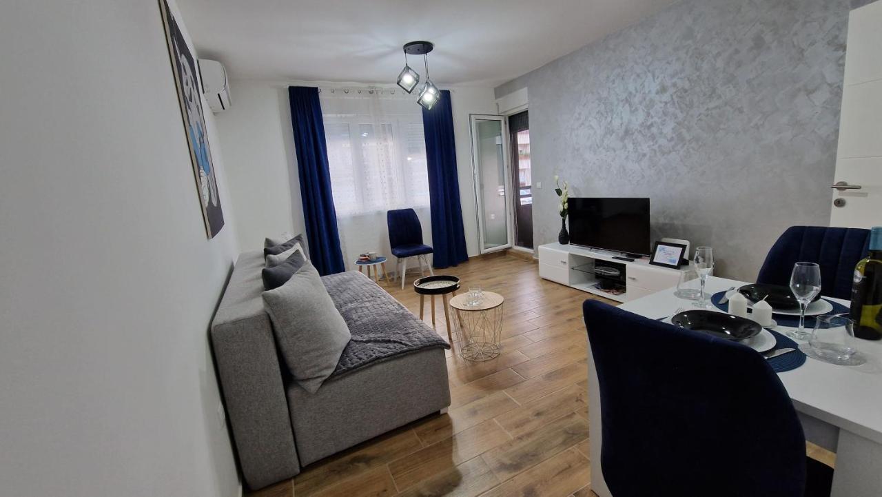 Apartman Astra Сремська Митровиця Екстер'єр фото