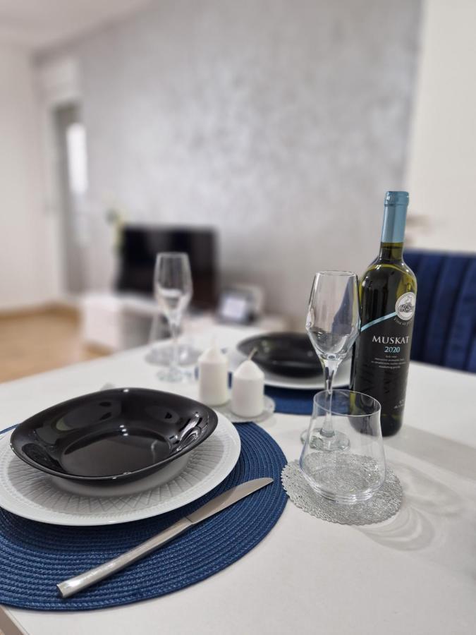 Apartman Astra Сремська Митровиця Екстер'єр фото